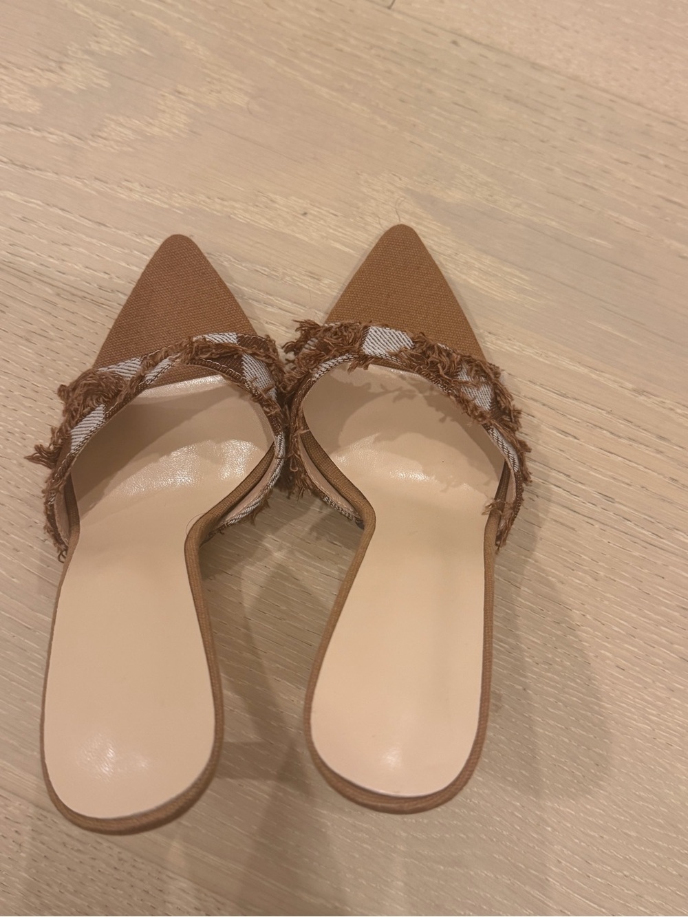 Womens Pointed Toe Slide Mules in Brown